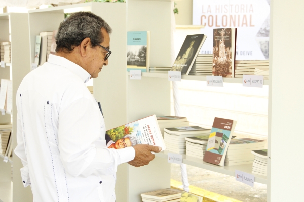 AGN clausura 6ta. Feria del Libro de Historia Dominicana